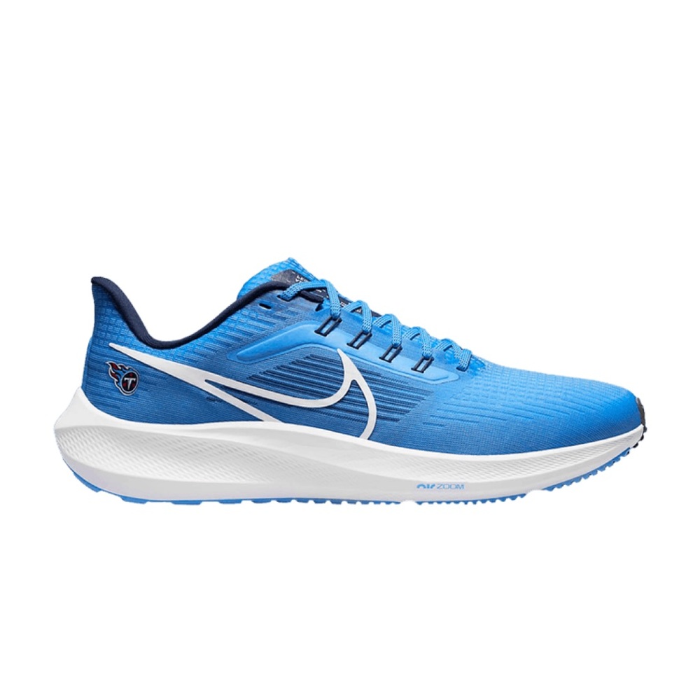 Nike Air Zoom Pegasus 39 NFL Tennessee Titans Sneakers